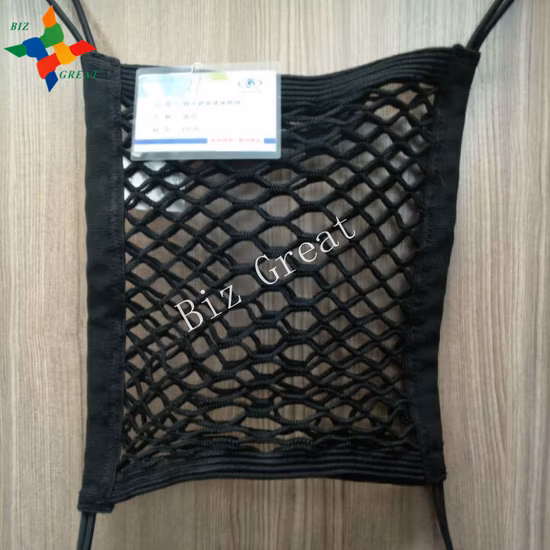 Elastisches Gepäcknetz. Elastisches Kofferraum-Gepäcknetz